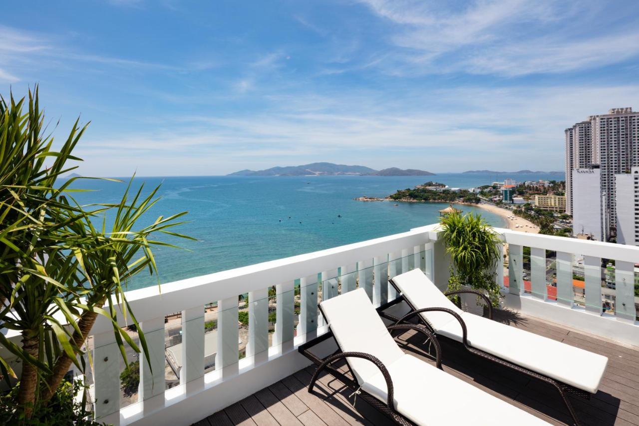 Aston Nha Trang City Hotel Exterior photo