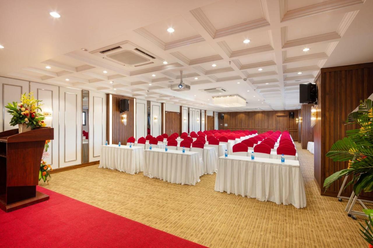 Aston Nha Trang City Hotel Exterior photo